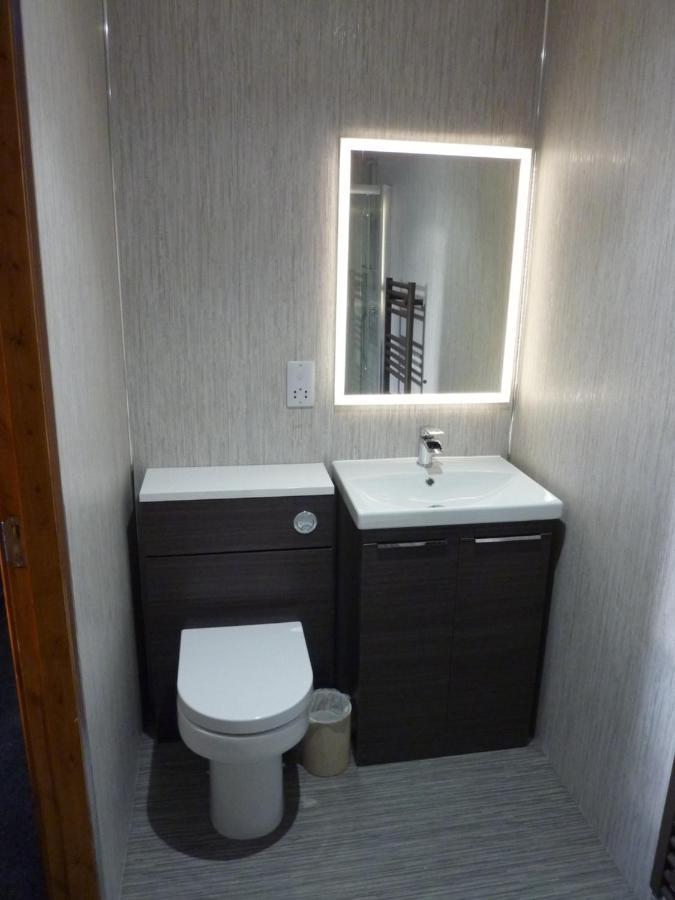 Inverness. Private Double Room With En Suite. Room Only. Экстерьер фото