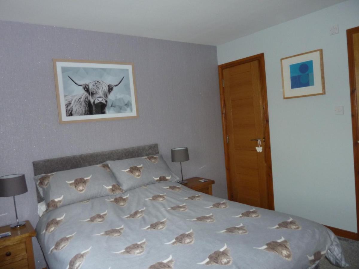 Inverness. Private Double Room With En Suite. Room Only. Экстерьер фото